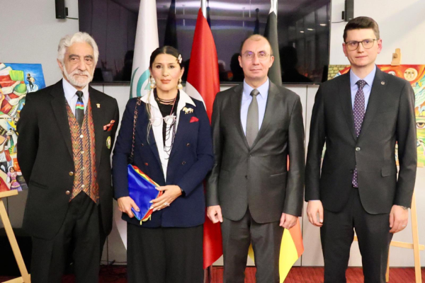 Berlində Xalq rəssamı Əşrəf Heybətin “Türk dünyası” adlı sərgisi açılıb